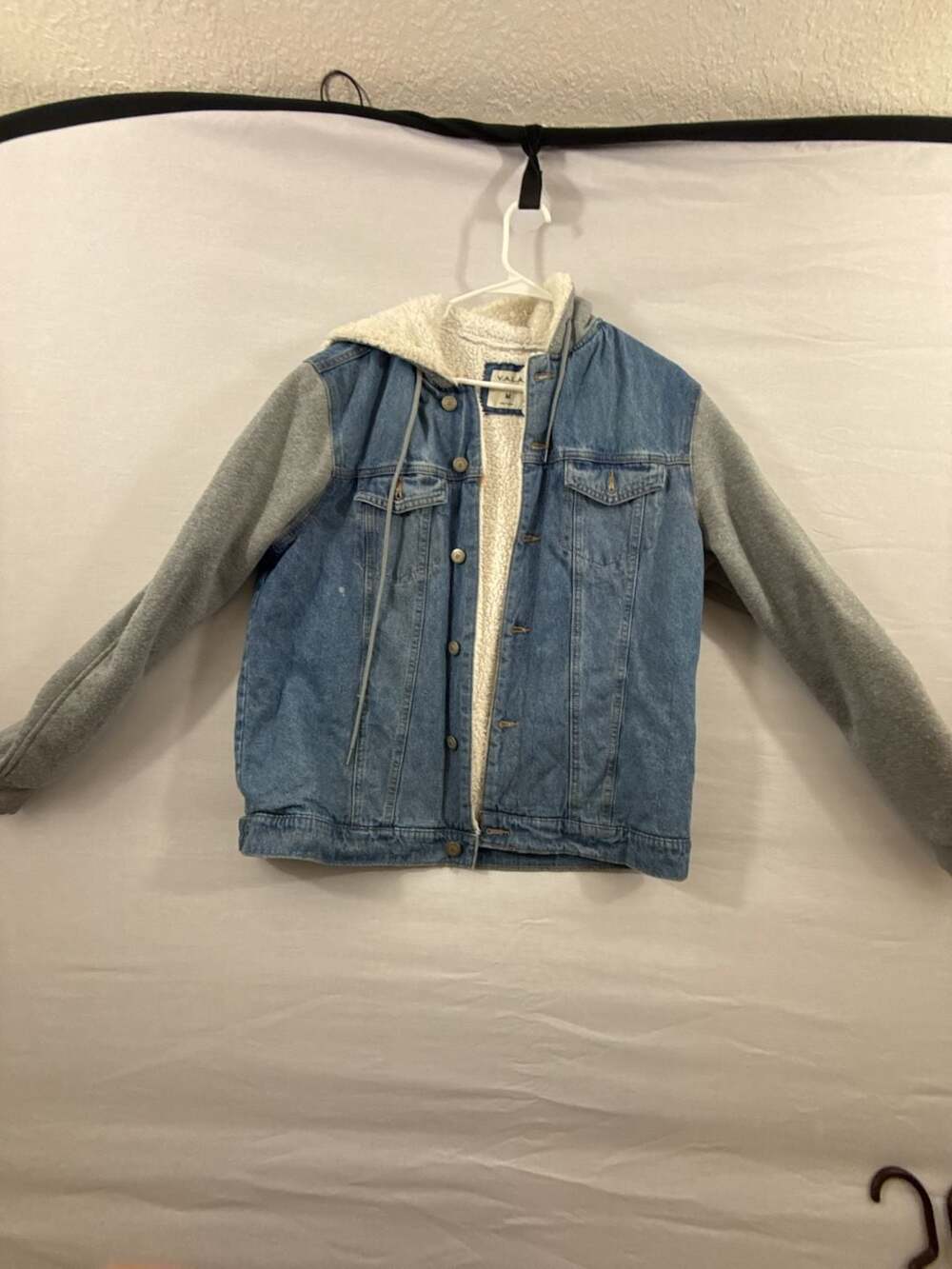 V.A.L.A. Medium Blue Denim and Gray Sweatshirt Hooded Sherpa Lined Jacket Size M